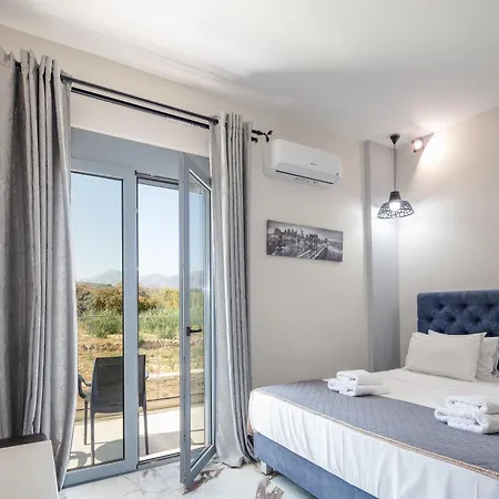 Hotel Iosifina, 80 Metres From Episkopi Beach! Dhramia Exterior photo