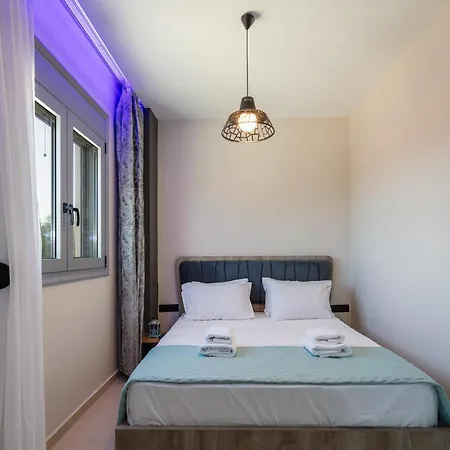 Hotel Iosifina, 80 Metres From Episkopi Beach! Dhramia Exterior photo