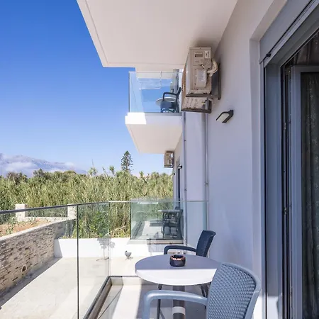 Hotel Iosifina, 80 Metres From Episkopi Beach! Dhramia Exterior photo
