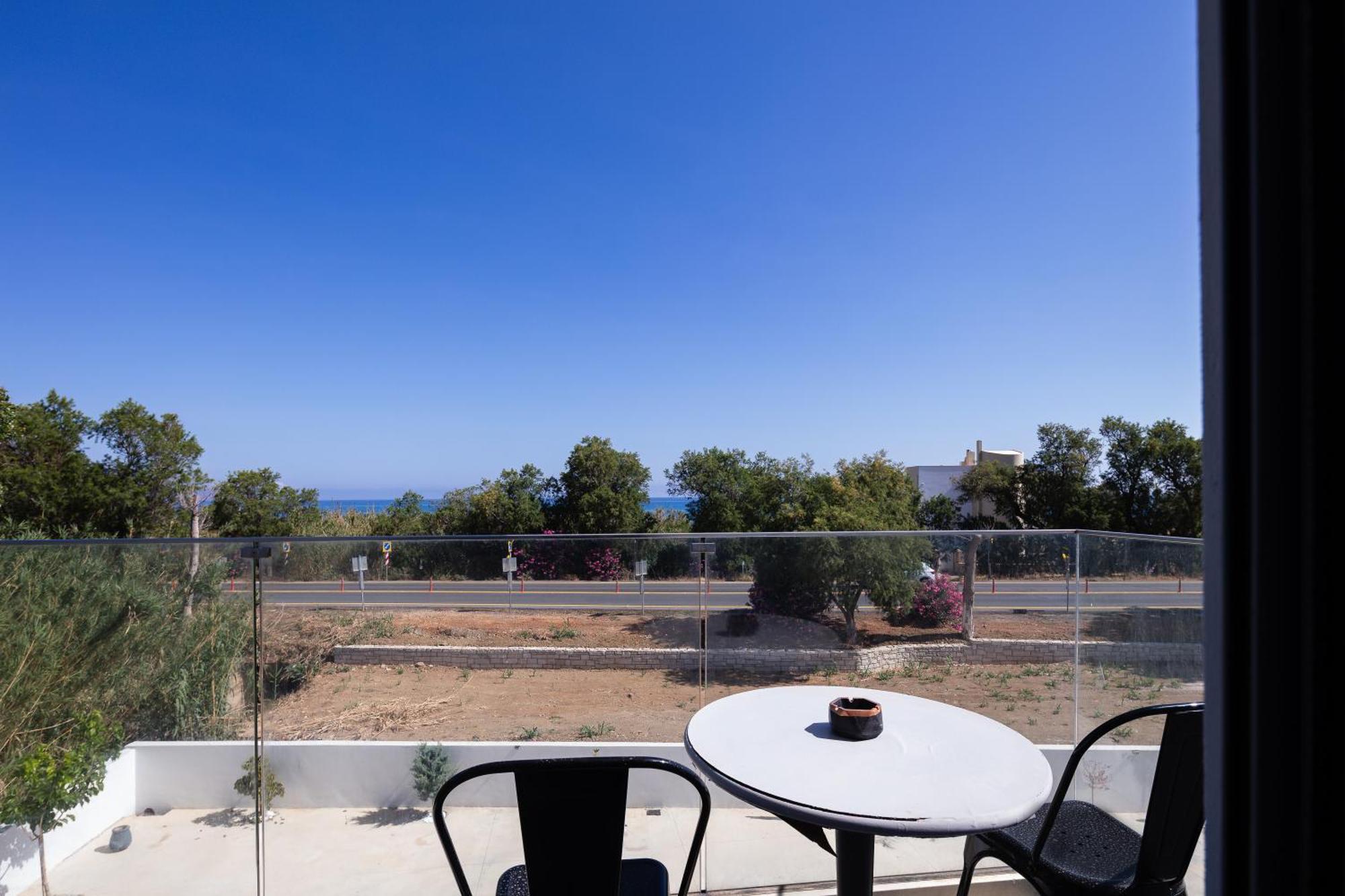 Daire Iosifina, 80 Metres From Episkopi Beach! *
