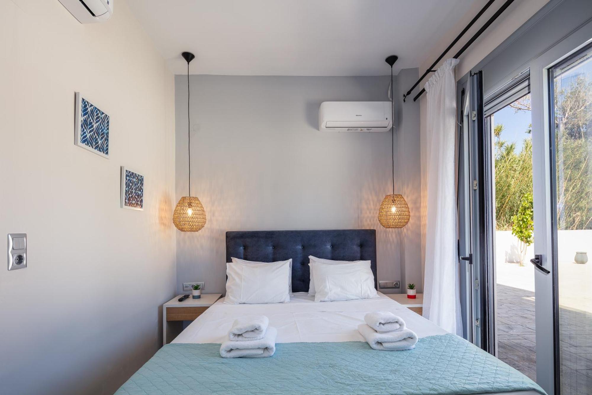 Iosifina, 80 Metres From Episkopi Beach! Daire *
