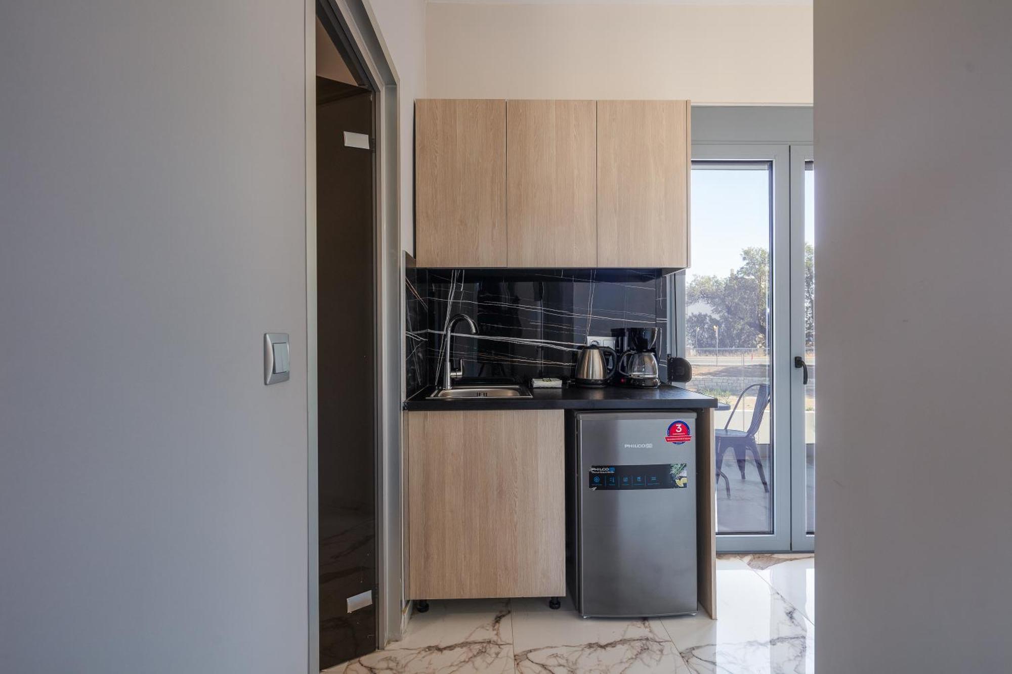 Iosifina, 80 Metres From Episkopi Beach! Dhramia