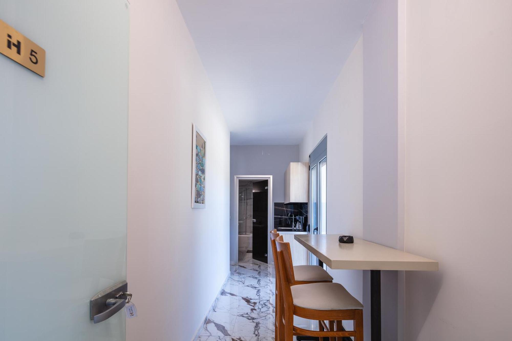 Iosifina, 80 Metres From Episkopi Beach! Dhramia
