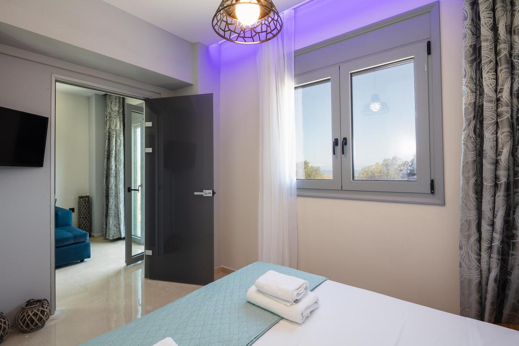 Iosifina, 80 Metres From Episkopi Beach! Apartment Dhramia