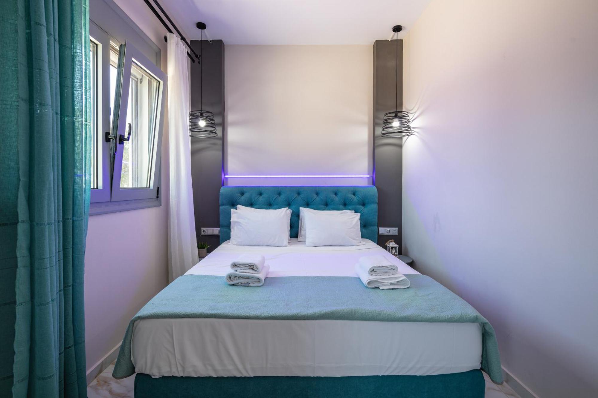 Iosifina, 80 Metres From Episkopi Beach! * Dhramia