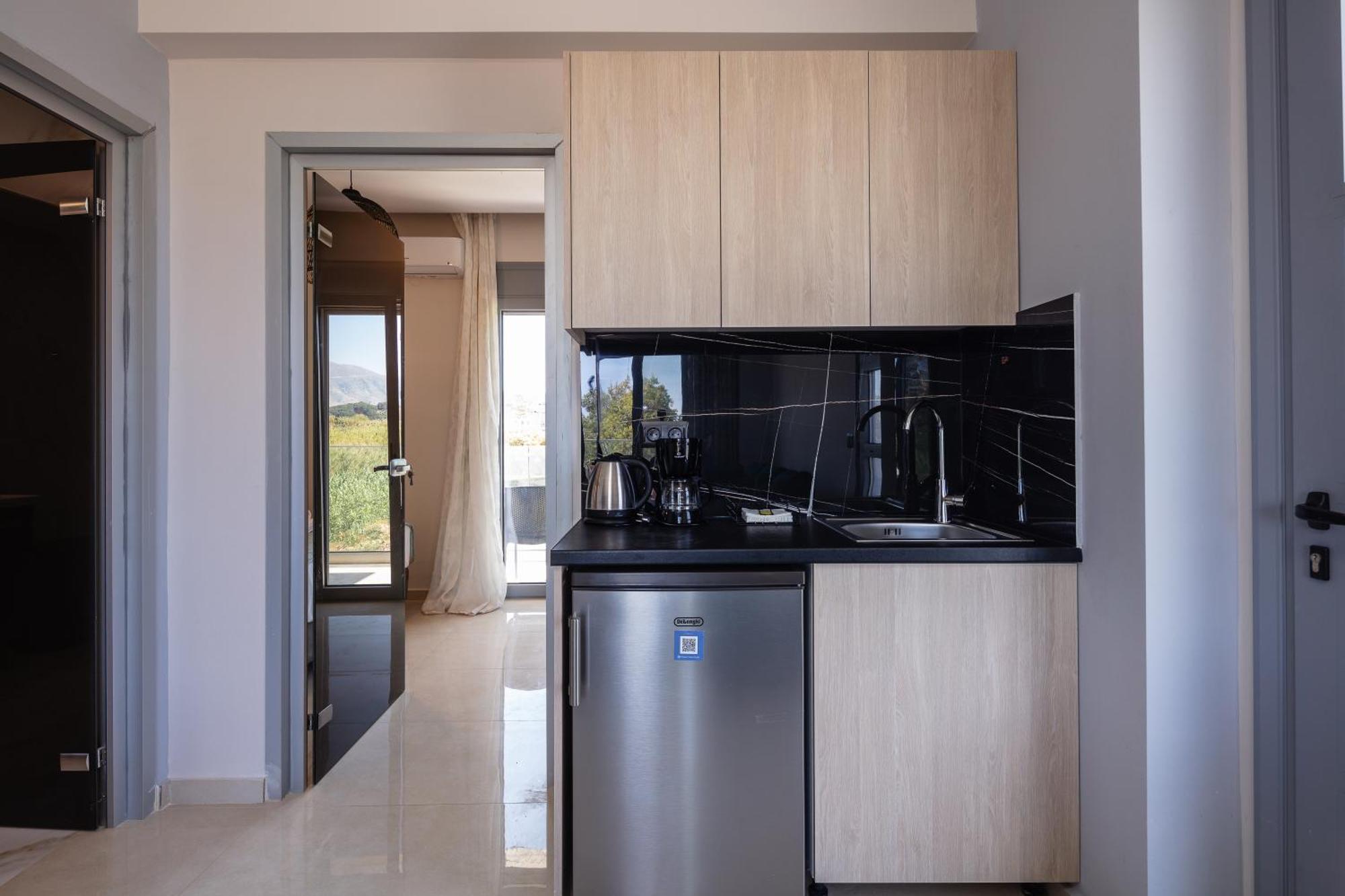 Iosifina, 80 Metres From Episkopi Beach!