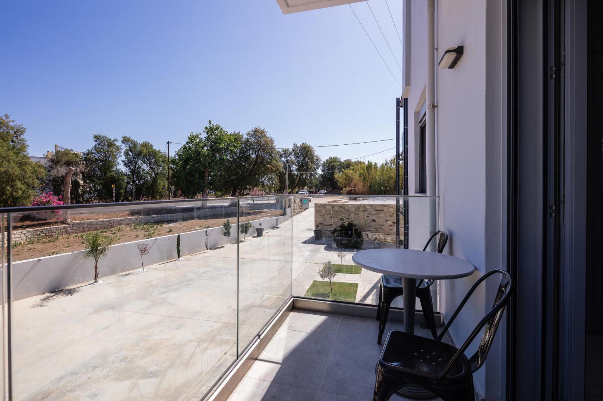 Iosifina, 80 Metres From Episkopi Beach! * Dhramia