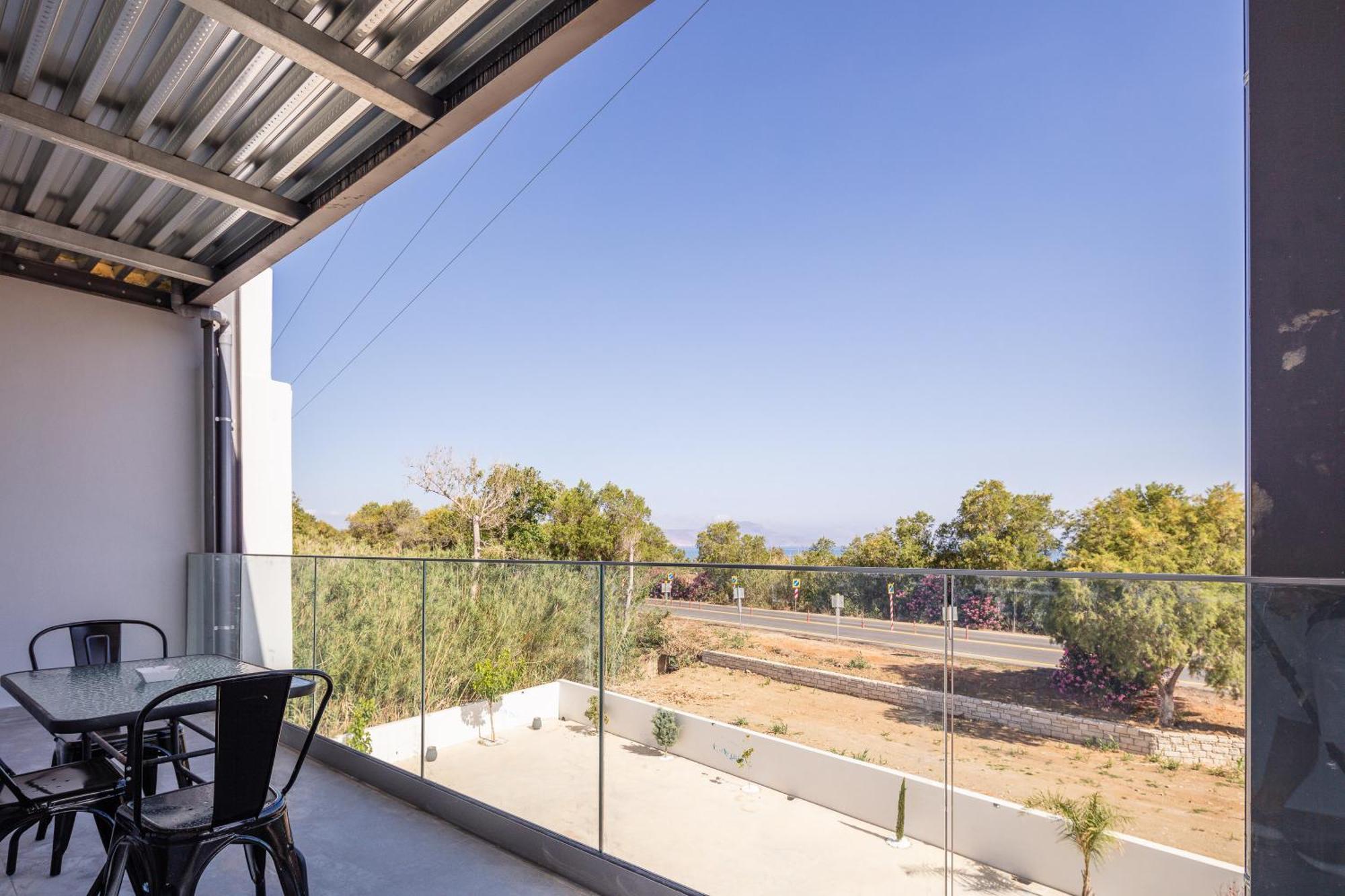 Iosifina, 80 Metres From Episkopi Beach! Dhramia
